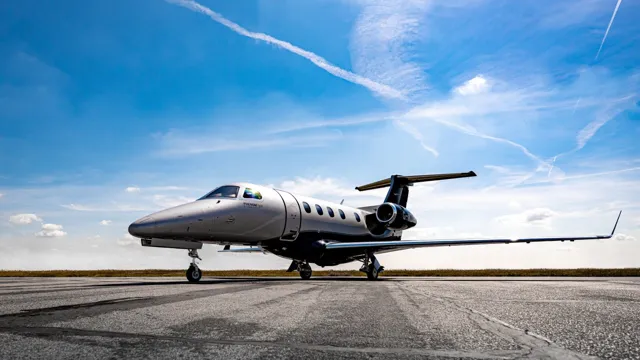 Phenom 300 exterior