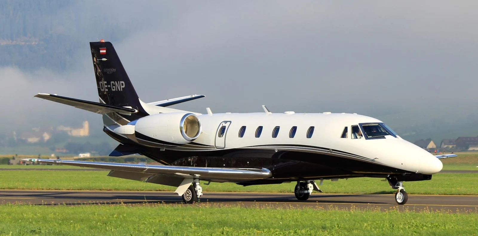 Citation XLS exterior reference