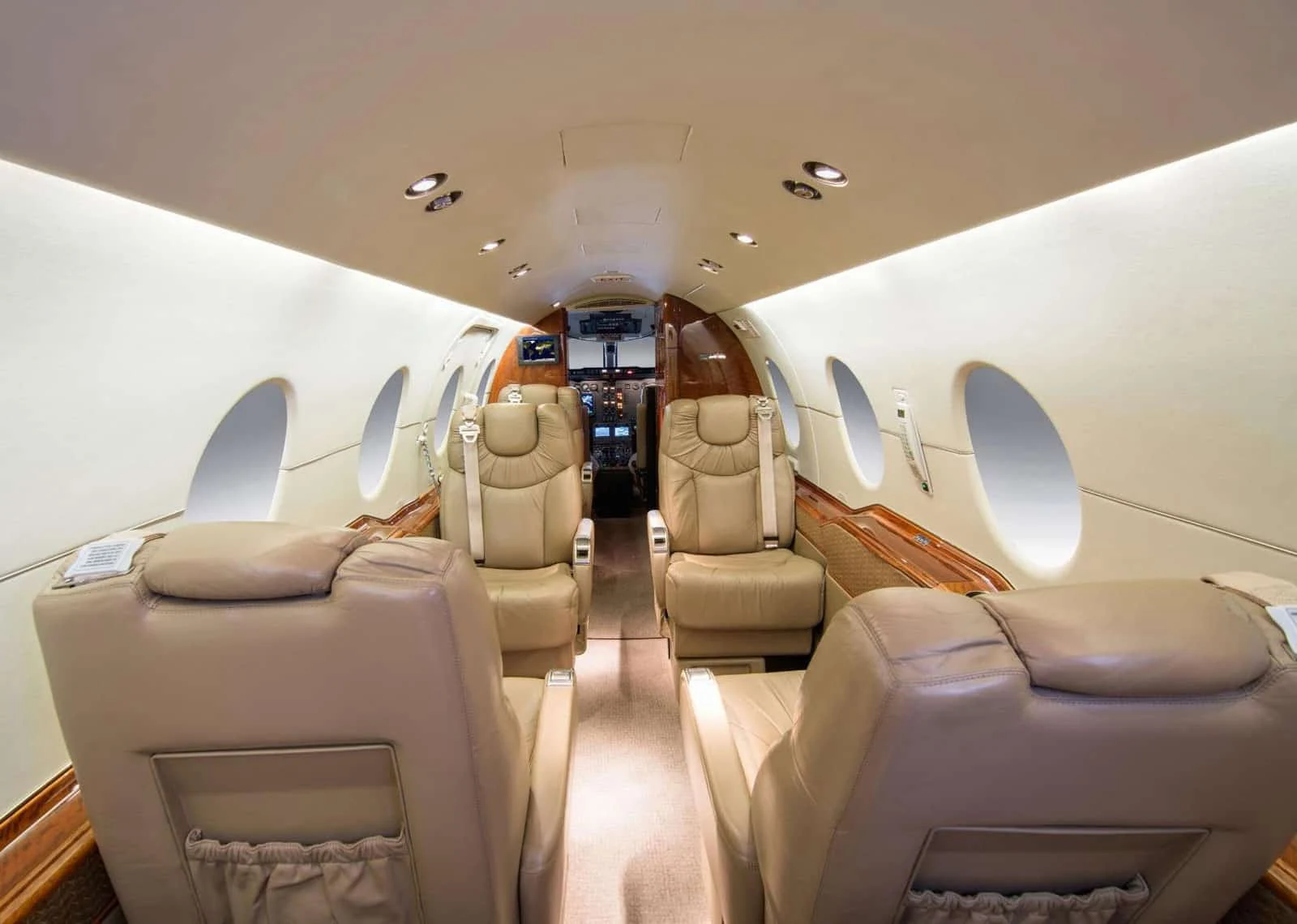 Hawker 400XP · Interior 1