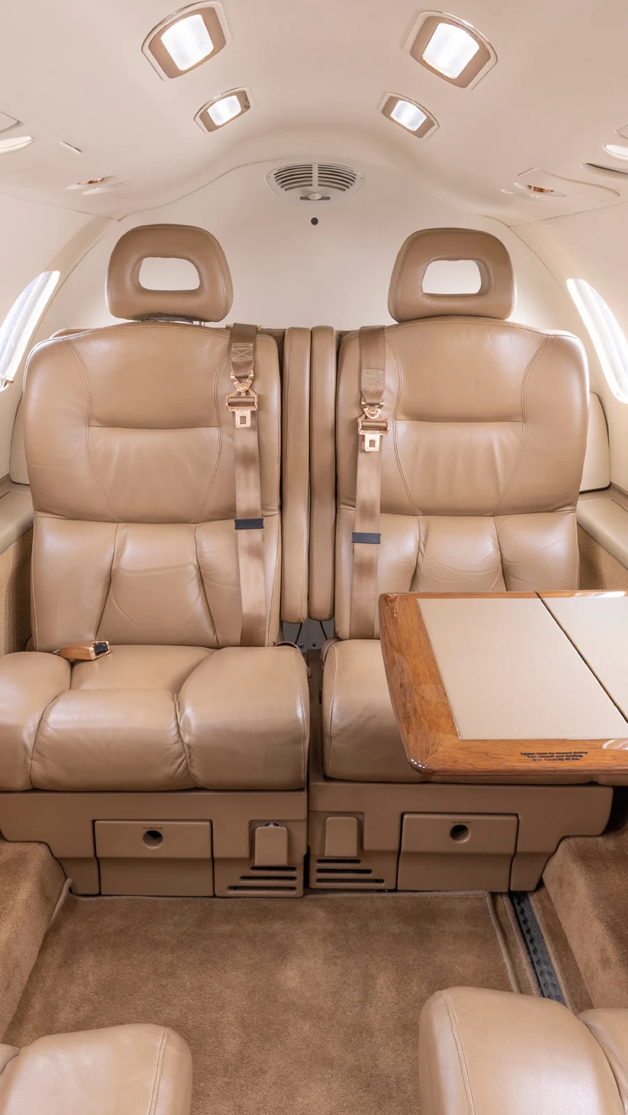 SyberJet SJ30 · Interior 1
