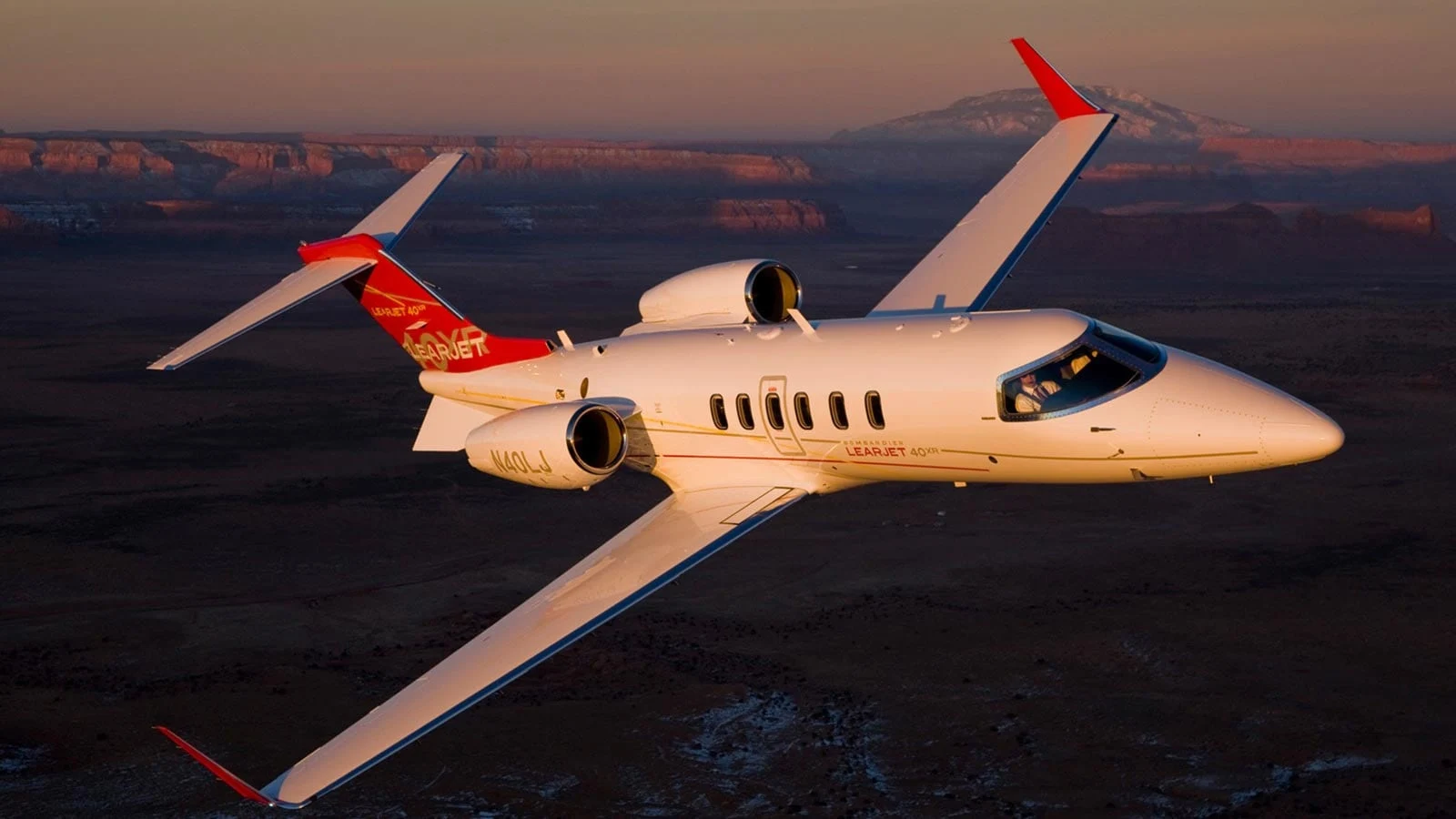 Learjet 40XR exterior reference