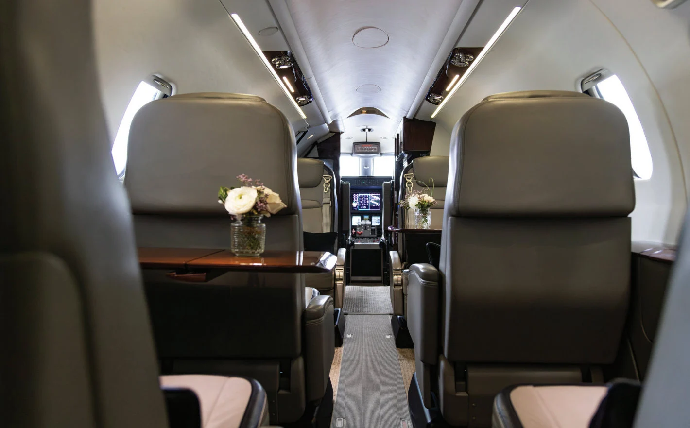 Learjet 70 · Interior 1