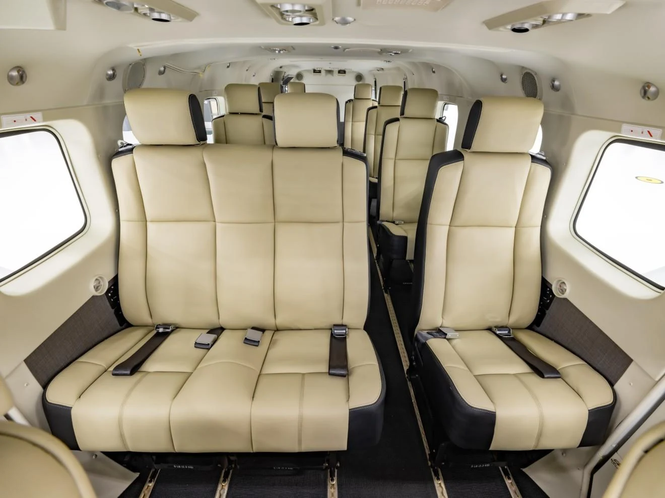 Grand Caravan · Interior 1