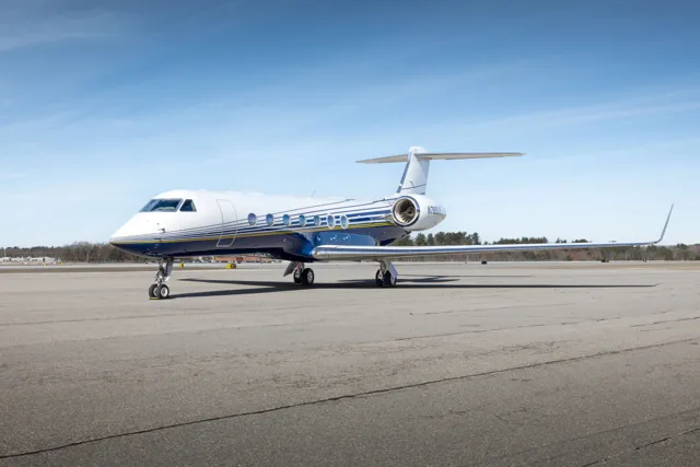 Gulfstream G550 exterior