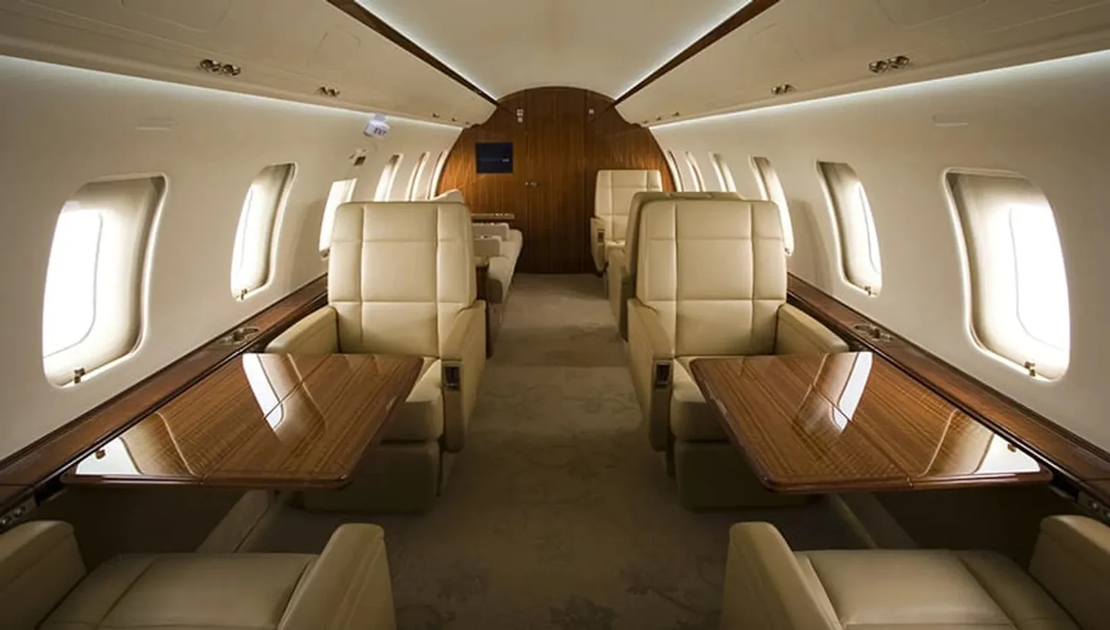 Challenger 605 · Interior 1