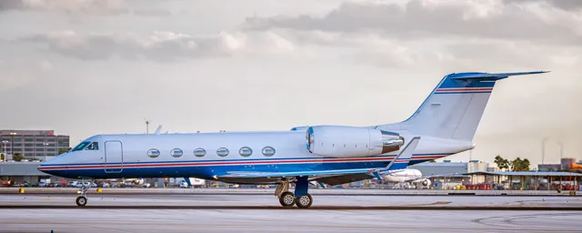 Gulfstream IV exterior