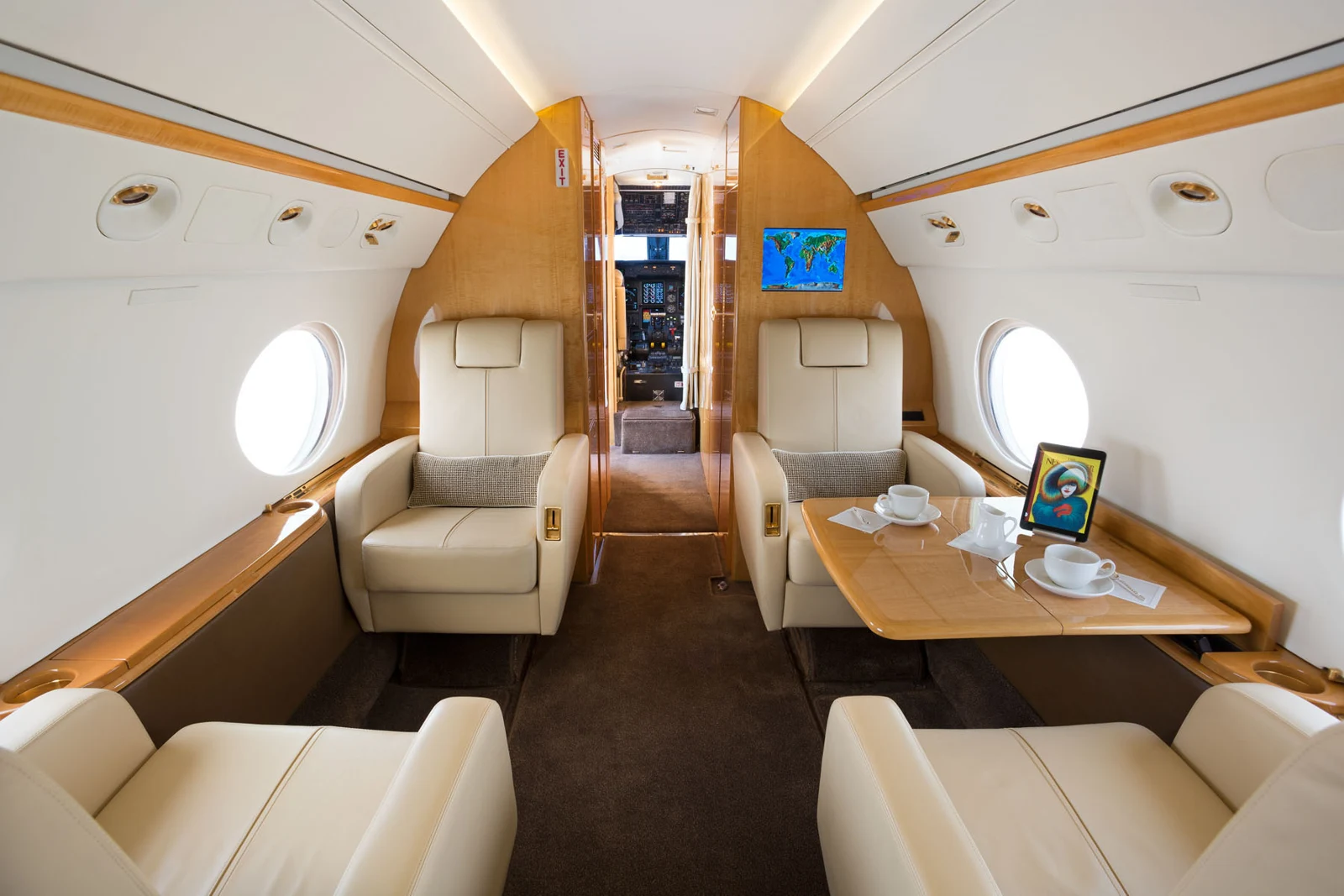 Gulfstream GIV-SP · Interior 1 · N445MD