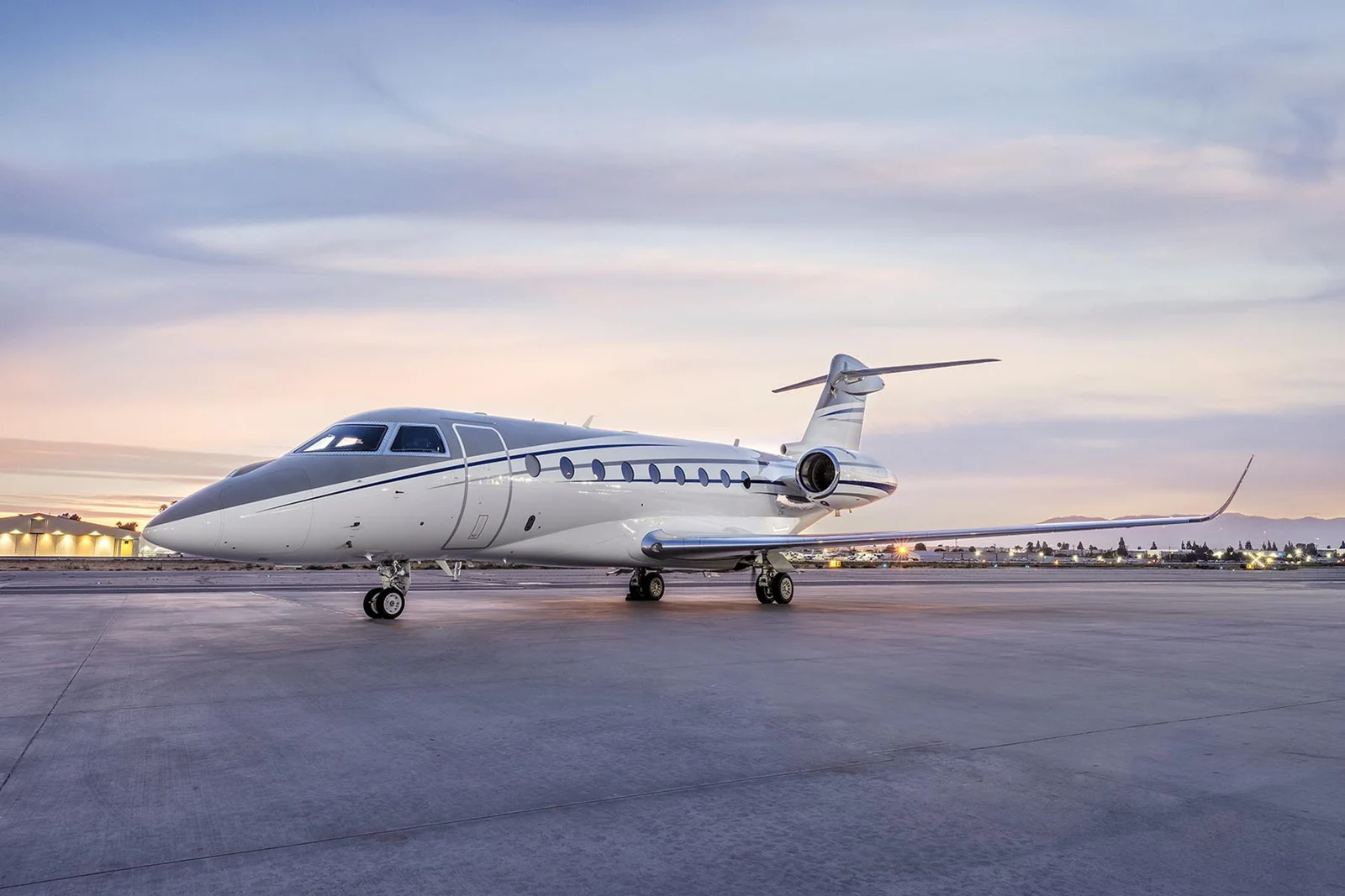 Gulfstream G280 exterior reference