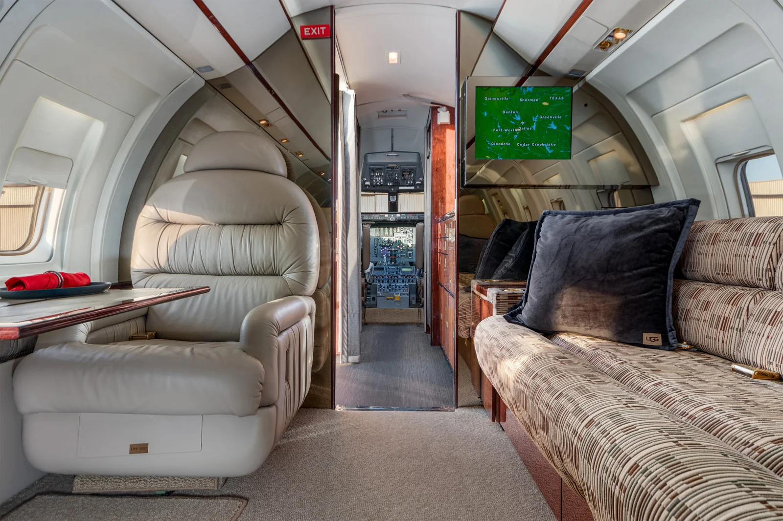 Challenger 600 · Interior 1
