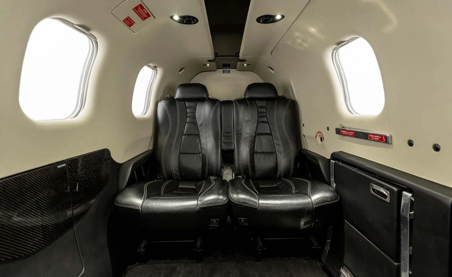 Daher TBM 910 · Interior 1