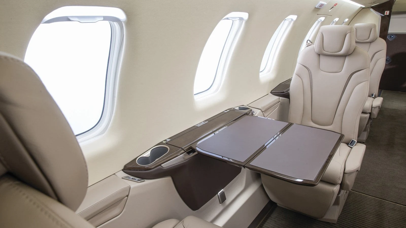 Pilatus PC-24 · Interior 1