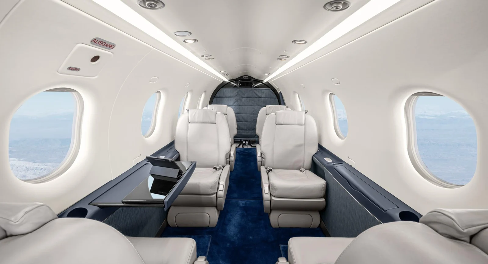 Pilatus PC-12 · Interior 1