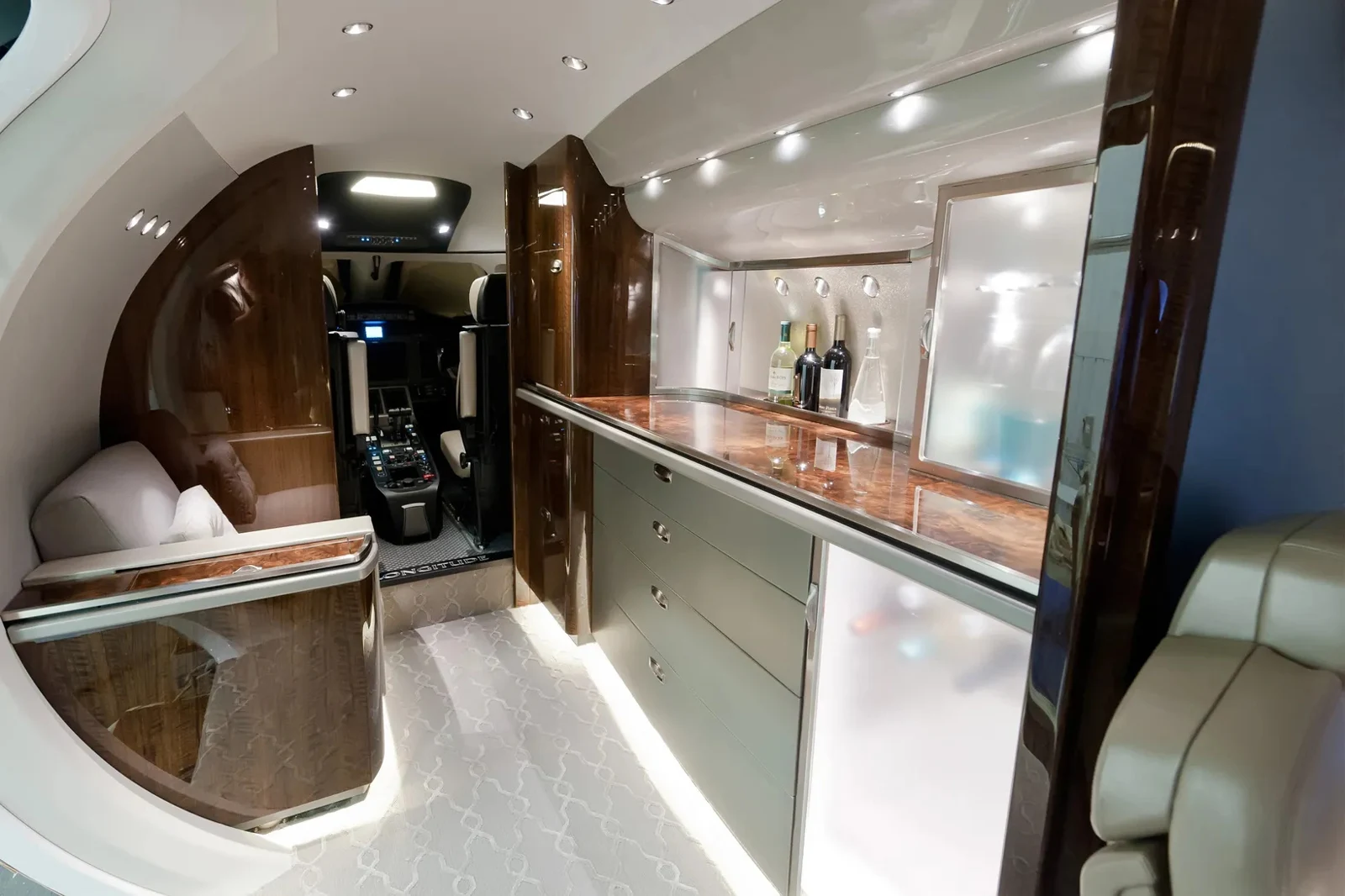Citation Latitude · Interior 1