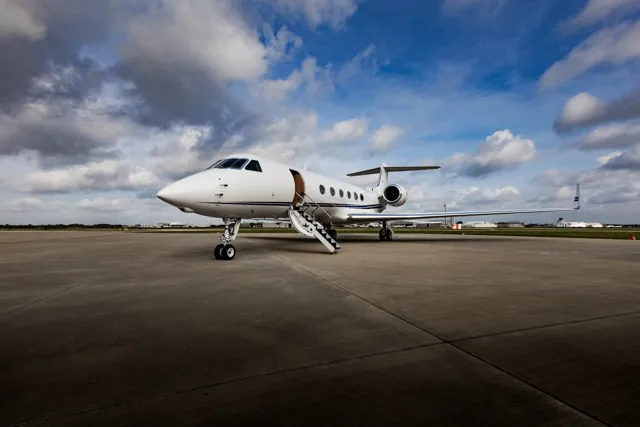 Gulfstream GV exterior