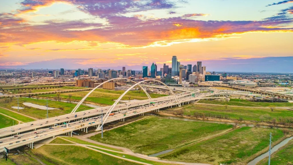 Fort Worth Alliance Airport (AFW, KAFW) Private Jet Charter