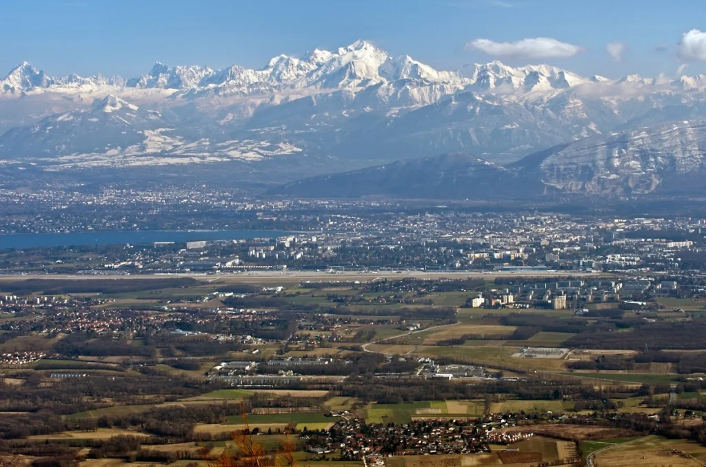 Geneva Airport (GVA, LSGG) Private Jet Charter