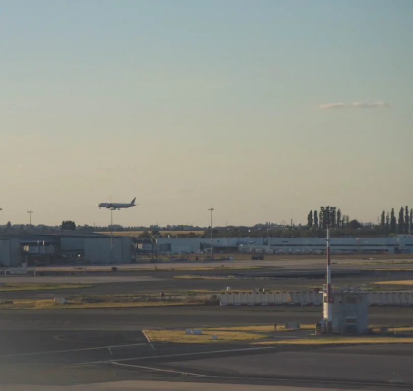 Paris Charles de Gaulle Airport (CDG, LFPG) Private Jet Charter