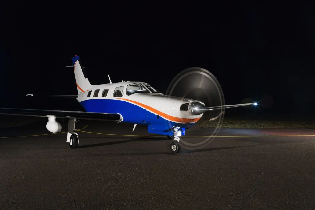 Private Jet Charter Piper M350