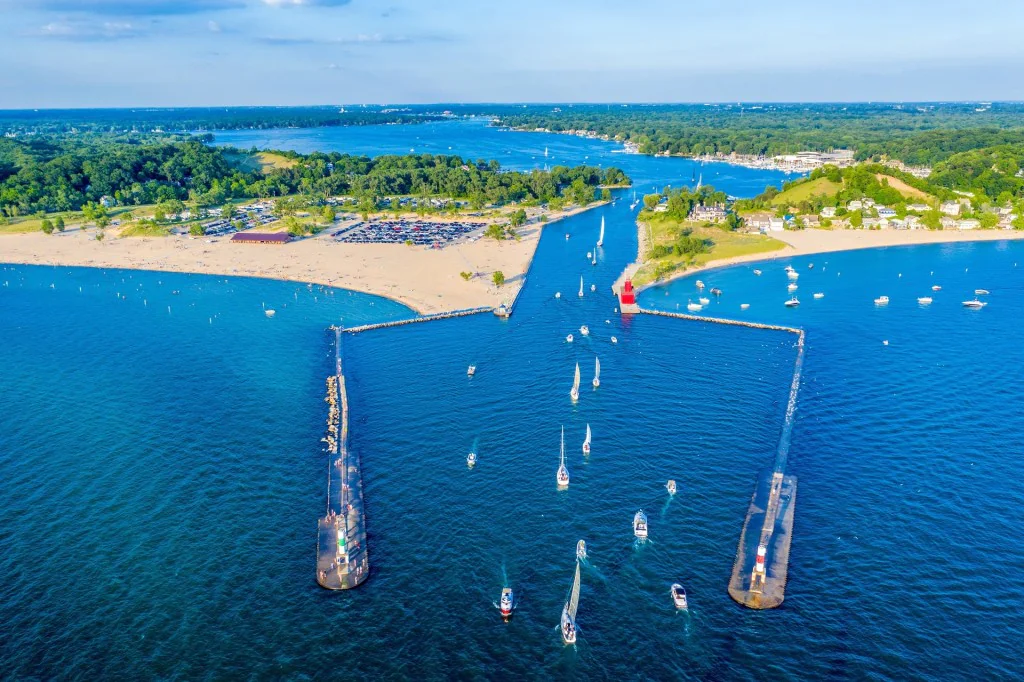 Holland, MI Private Jet Charter