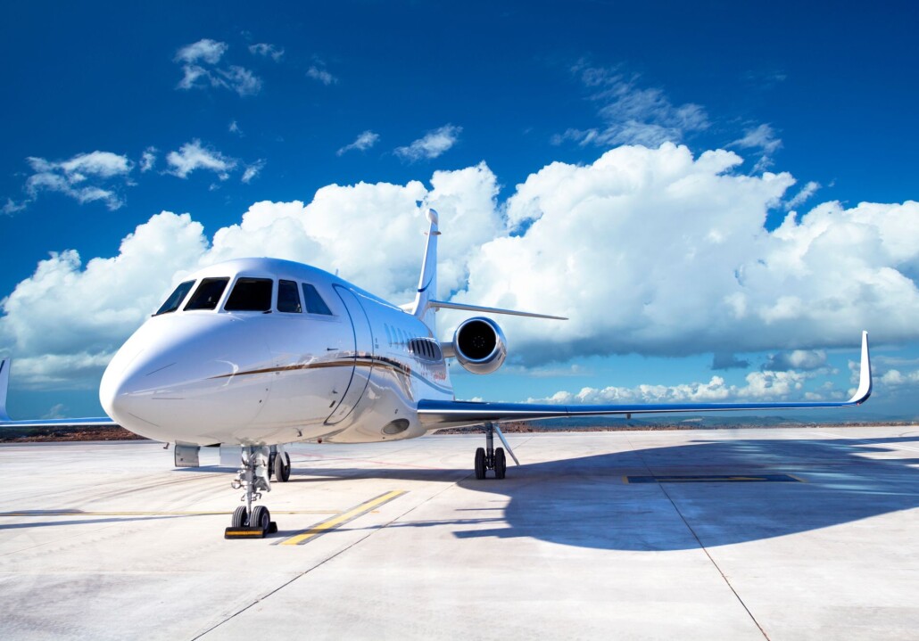 Private Jet One vs Clay Lacy Operator Structure and Charter Flexibility in Private Aviation